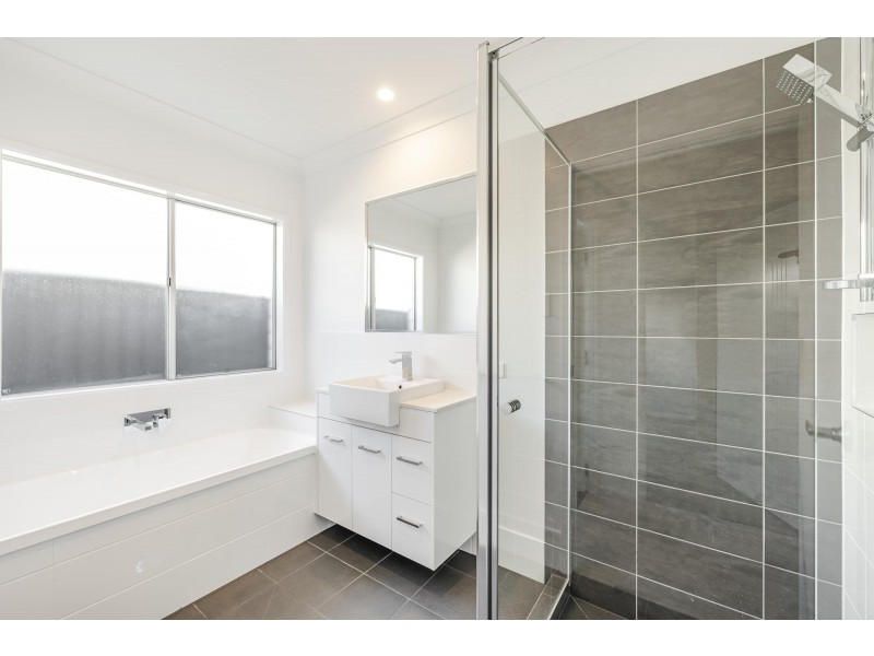 6A Hartigan Street, Cumbalum NSW 2478