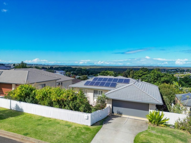 10 Bannockburn Court, Cumbalum NSW 2478