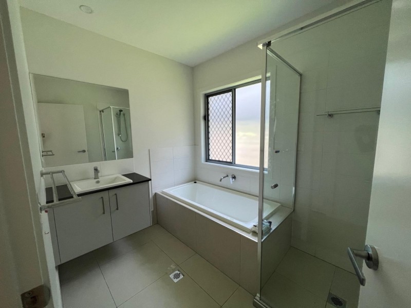 20 Ecology Avenue, Cumbalum NSW 2478