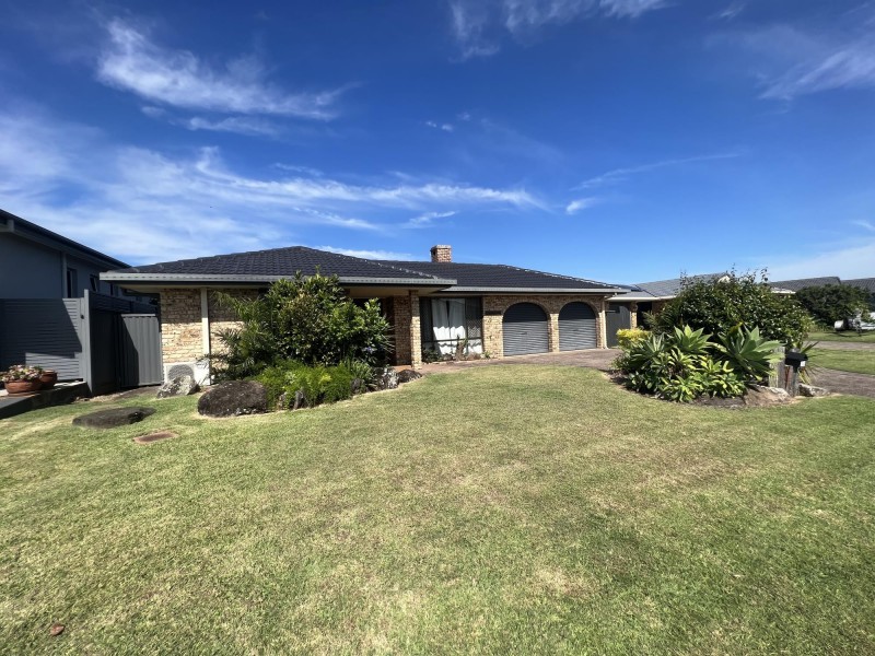 22 Quays Drive, West Ballina NSW 2478