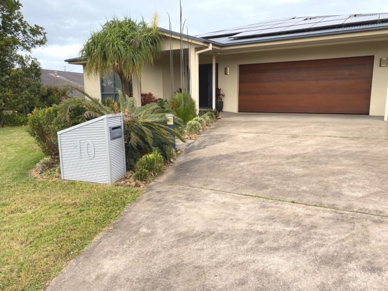 10 Cummings Crescent, Cumbalum NSW 2478