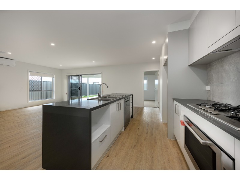 10 Ecology Avenue, Cumbalum NSW 2478