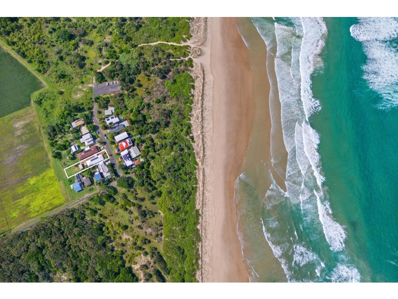 3 Patchs Beach Lane, Patchs Beach NSW 2478