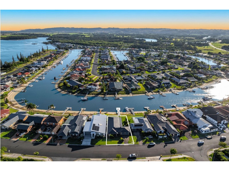 22 Quays Drive, West Ballina NSW 2478