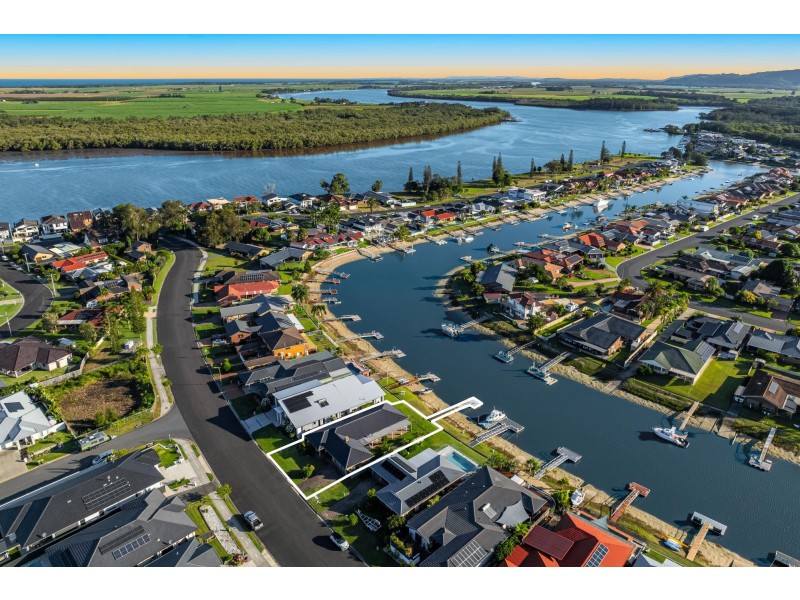 22 Quays Drive, West Ballina NSW 2478