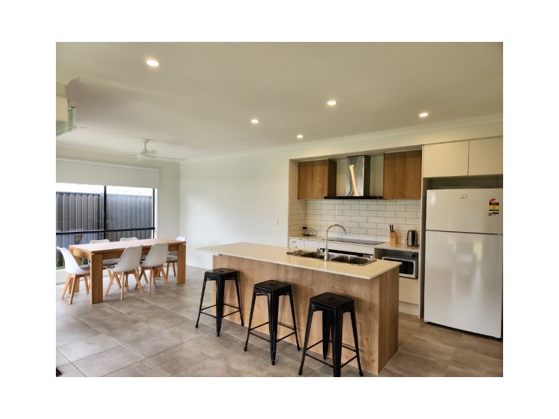 1 Darcey Avenue, Cumbalum NSW 2478