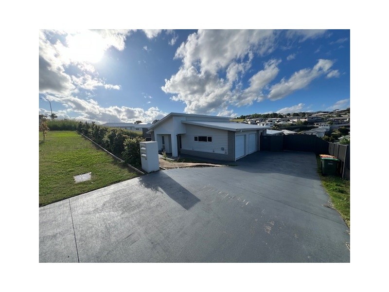 2/13 Presentation Crescent, Cumbalum NSW 2478