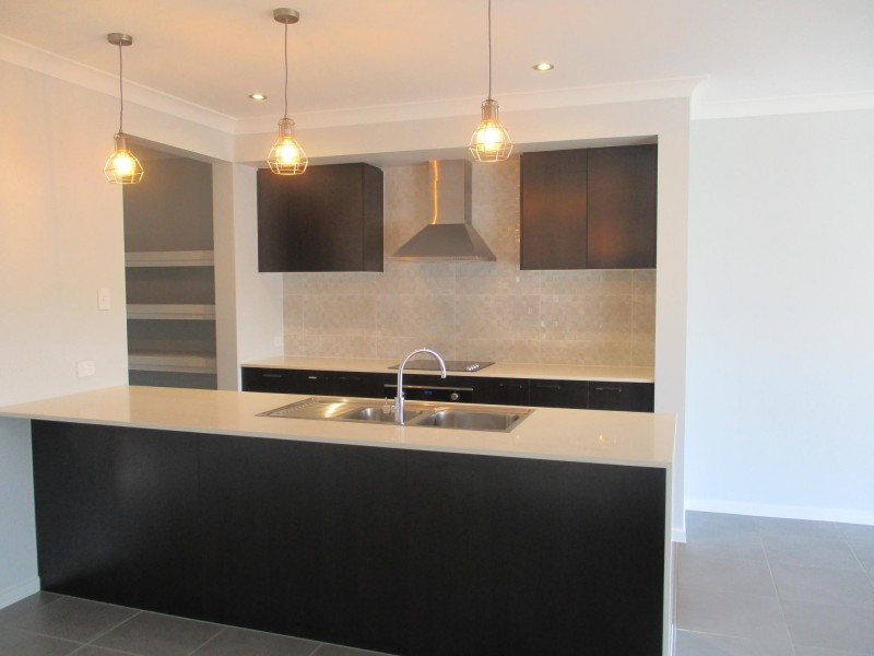 13 Calnan Crescent, Cumbalum NSW 2478