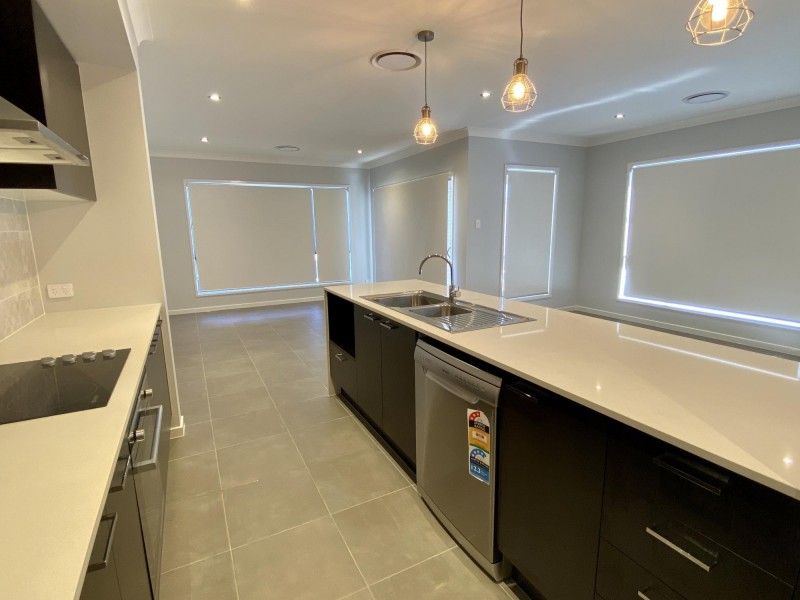 13 Calnan Crescent, Cumbalum NSW 2478