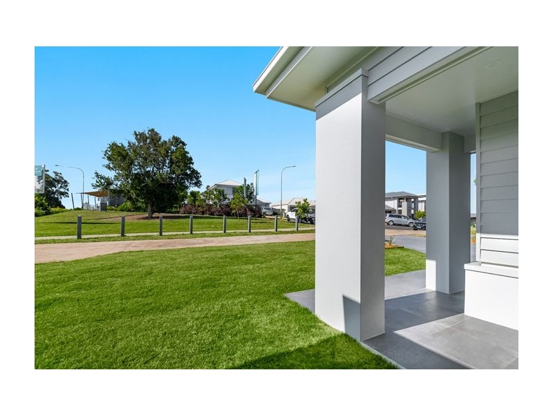 2A Eclipse Crescent, Cumbalum NSW 2478