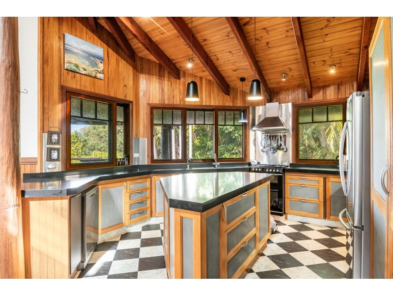 18 Hillcrest Drive, Tintenbar NSW 2478