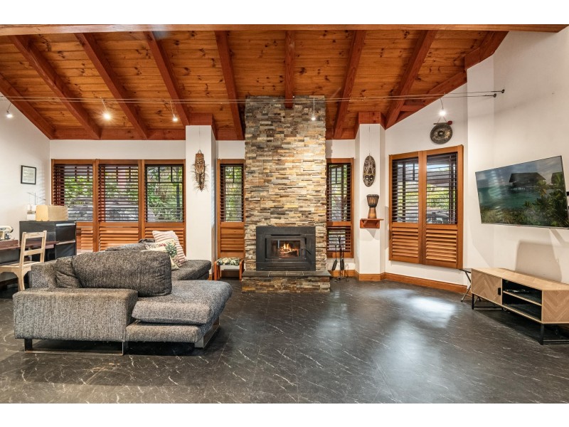 18 Hillcrest Drive, Tintenbar NSW 2478