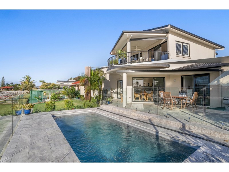 115 Riverside Drive, West Ballina NSW 2478