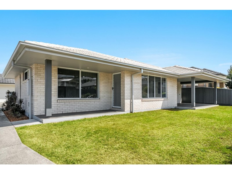 1/5 Farrelly Avenue, Cumbalum NSW 2478