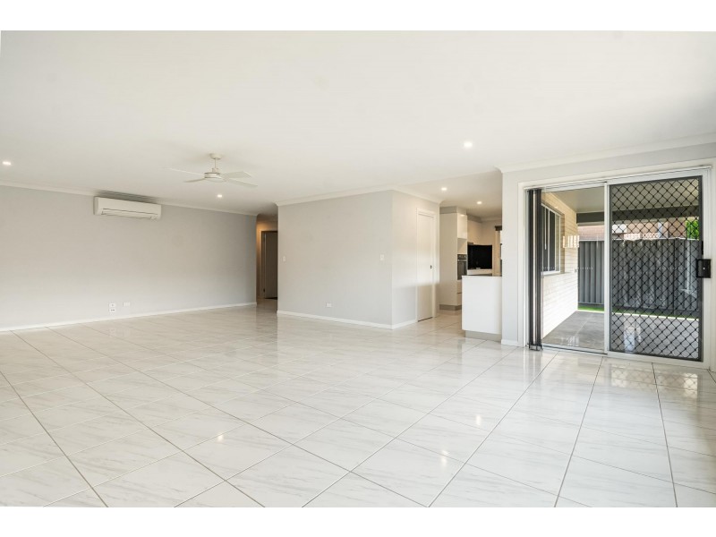 1/5 Farrelly Avenue, Cumbalum NSW 2478