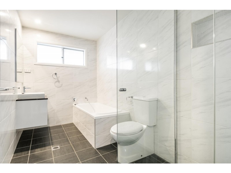1/5 Farrelly Avenue, Cumbalum NSW 2478