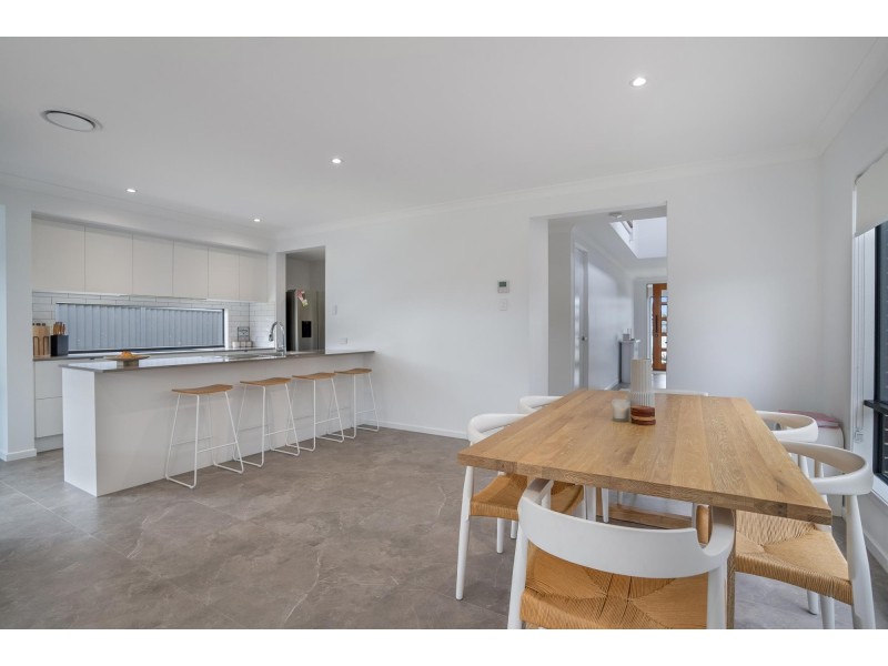 10 Presentation Crescent, Cumbalum NSW 2478