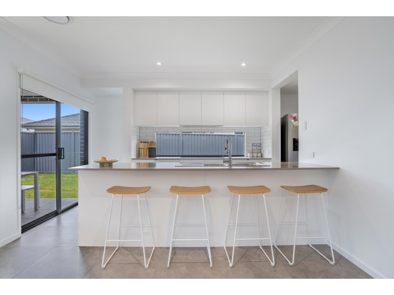10 Presentation Crescent, Cumbalum NSW 2478