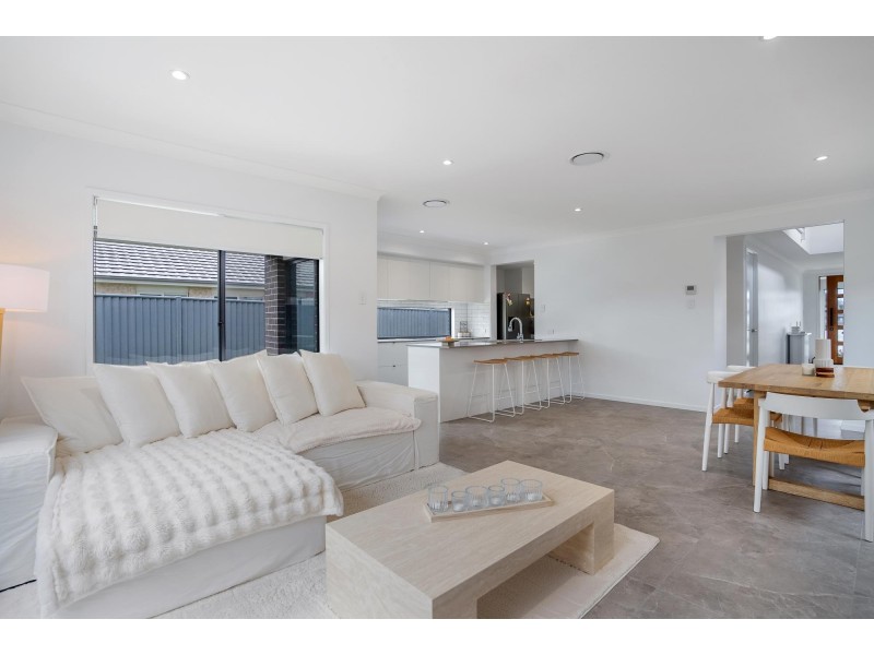 10 Presentation Crescent, Cumbalum NSW 2478