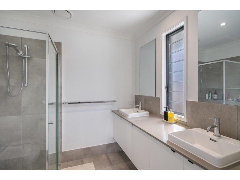 10 Presentation Crescent, Cumbalum NSW 2478