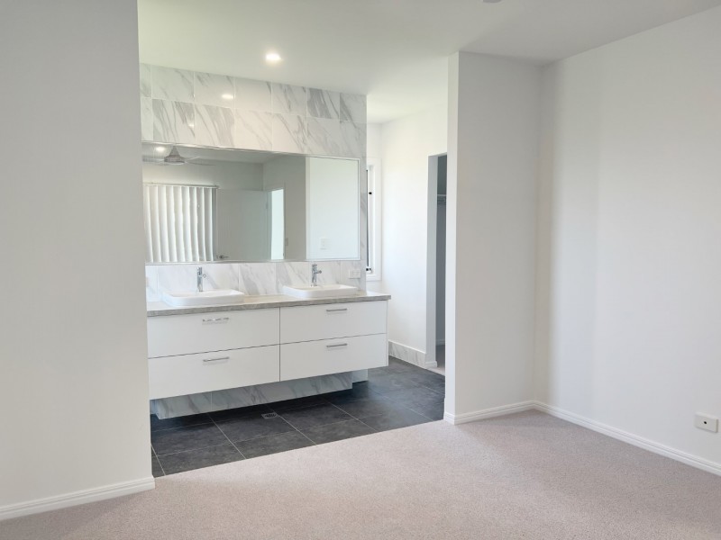 1 Fallow Drive, Cumbalum NSW 2478