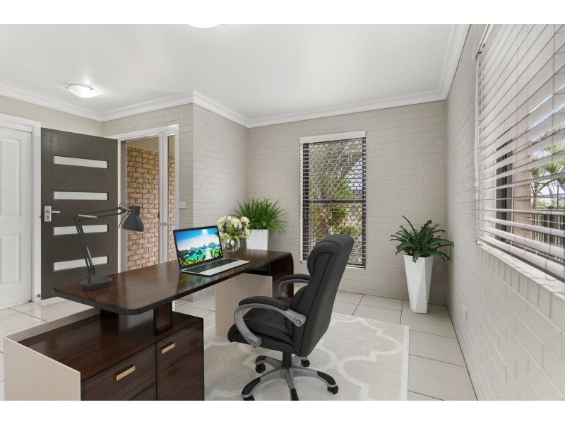 27 Unara Parkway, Cumbalum NSW 2478