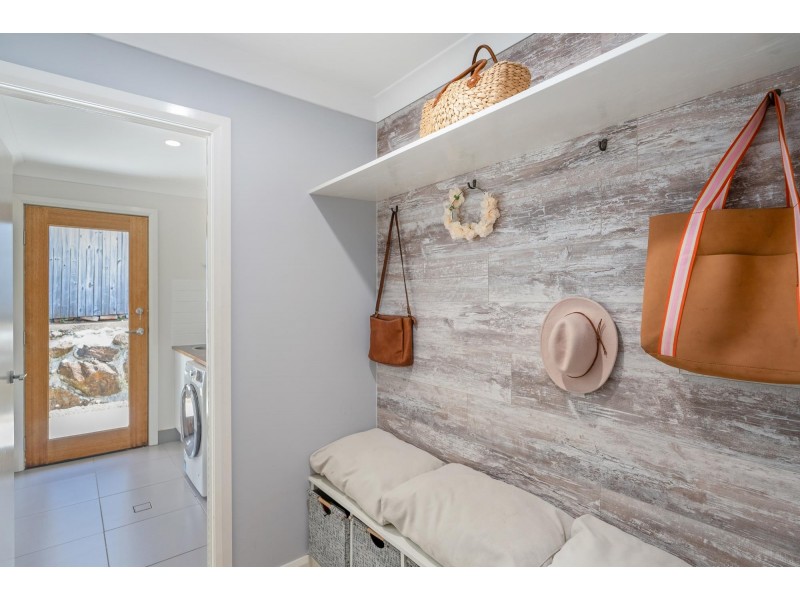 21 Perkins Close, Cumbalum NSW 2478