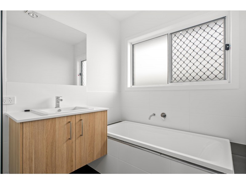 12 Ecology Avenue, Cumbalum NSW 2478