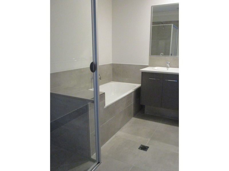 1/40 Liffey Avenue, Cumbalum NSW 2478