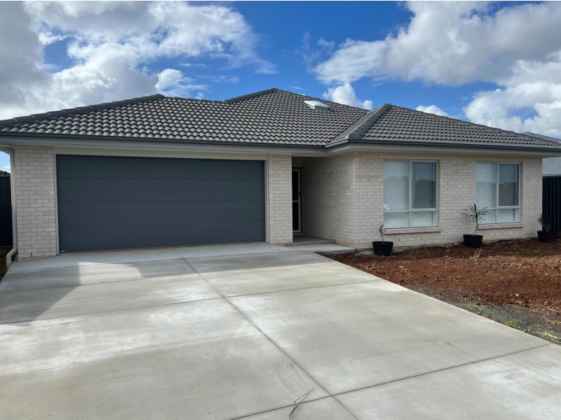 14 McEvoy Street, Cumbalum NSW 2478