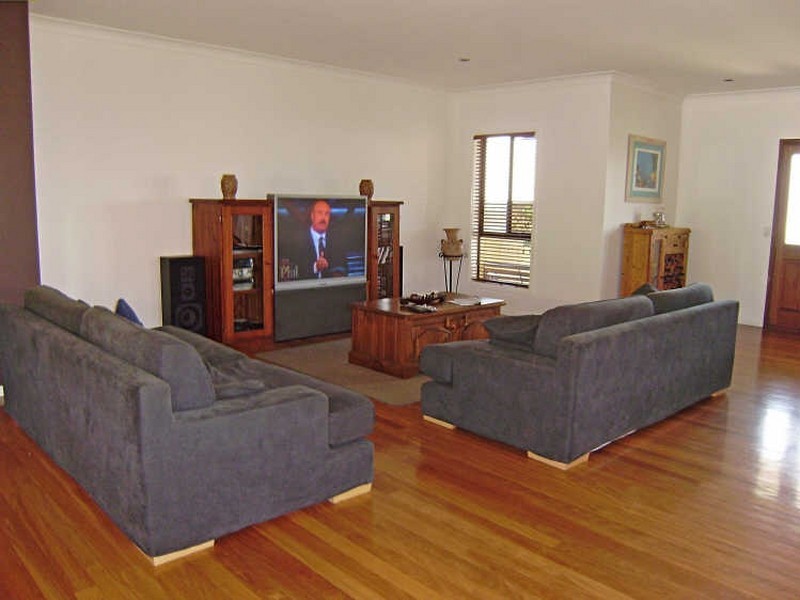 64 Killarney Crescent, Skennars Head NSW 2478