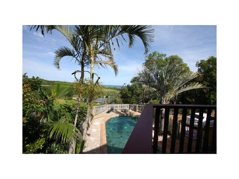 6 Seabreeze Place, Lennox Head NSW 2478