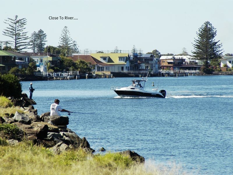 12 Riverview Avenue, Ballina NSW 2478