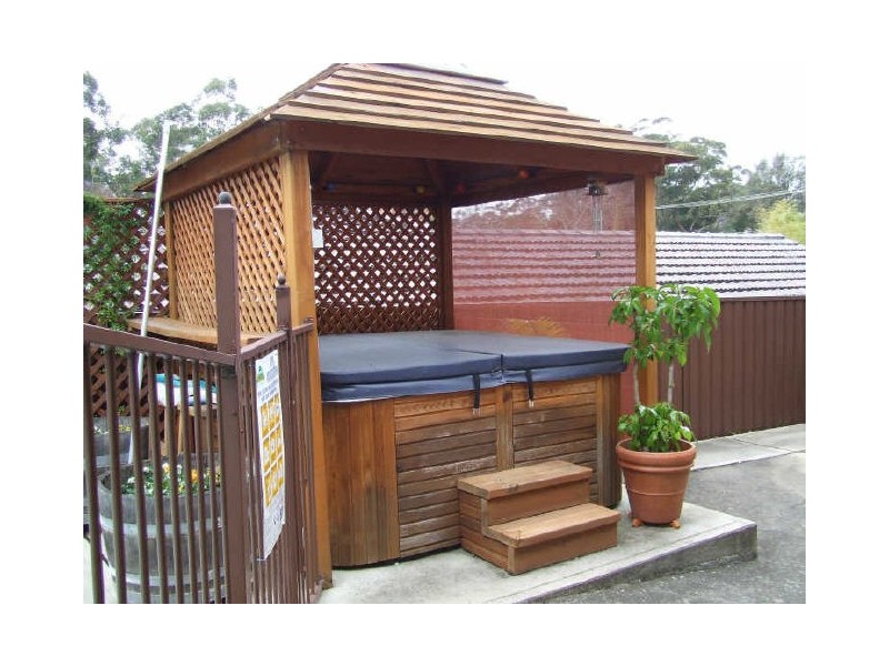 11 Kira Avenue, Northmead NSW 2152