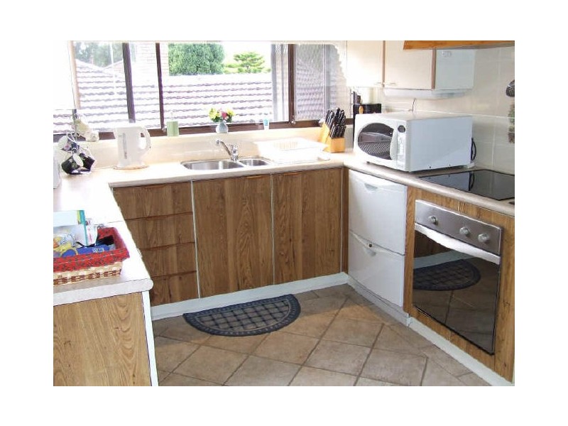 11 Kira Avenue, Northmead NSW 2152