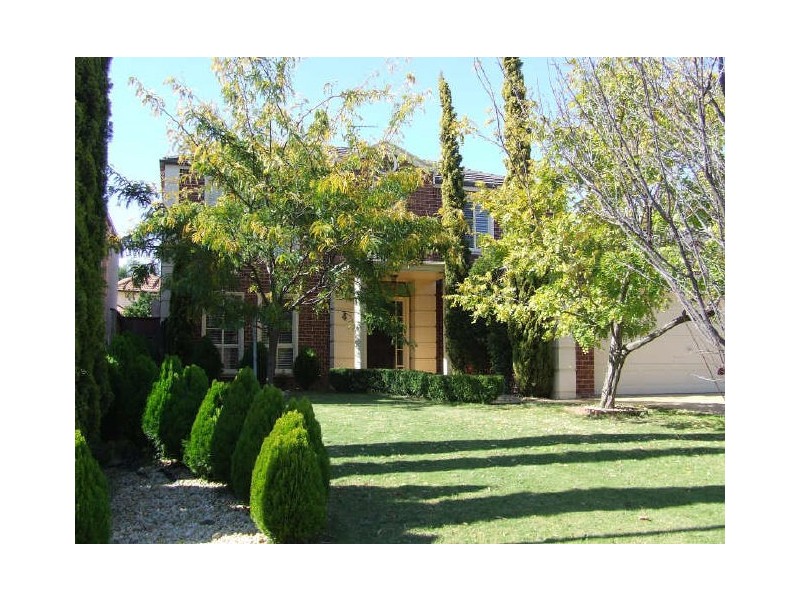 4 Hadlow Close, Beaumont Hills NSW 2155