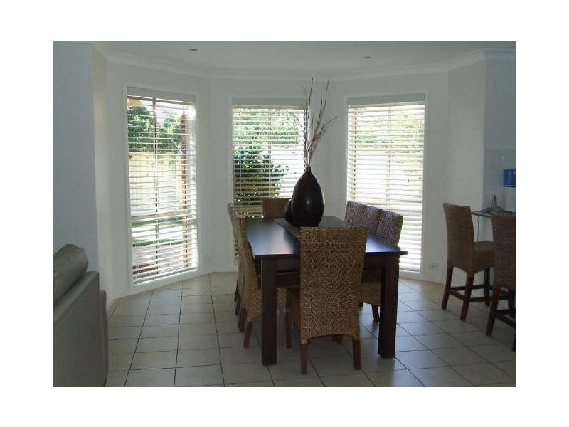 4 Hadlow Close, Beaumont Hills NSW 2155