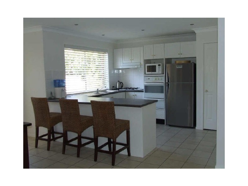 4 Hadlow Close, Beaumont Hills NSW 2155