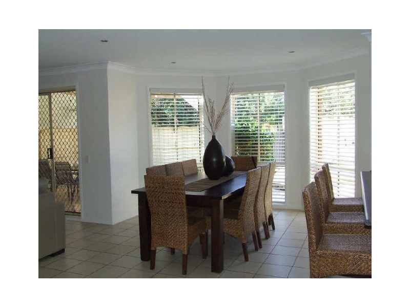 4 Hadlow Close, Beaumont Hills NSW 2155