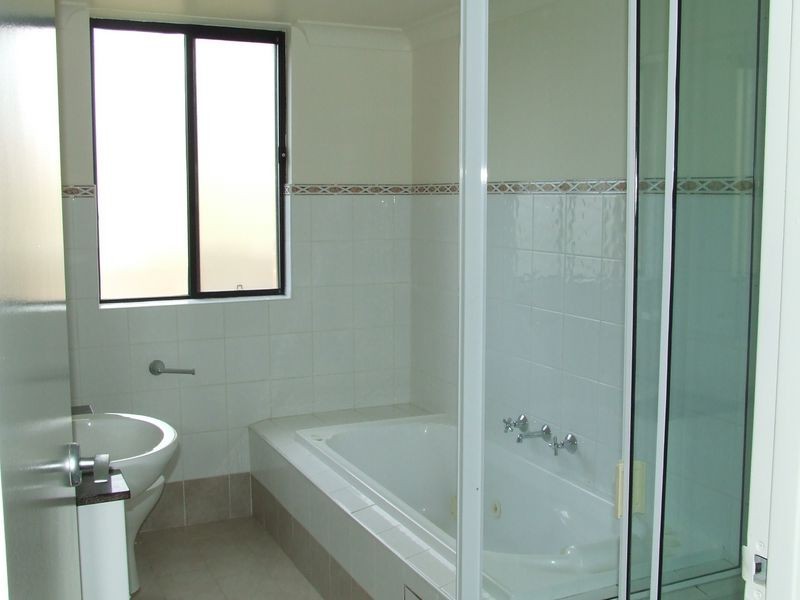 18/47-49 Dobson Crescent, Baulkham Hills NSW 2153