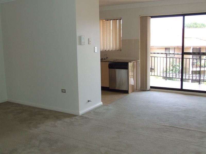 18/47-49 Dobson Crescent, Baulkham Hills NSW 2153