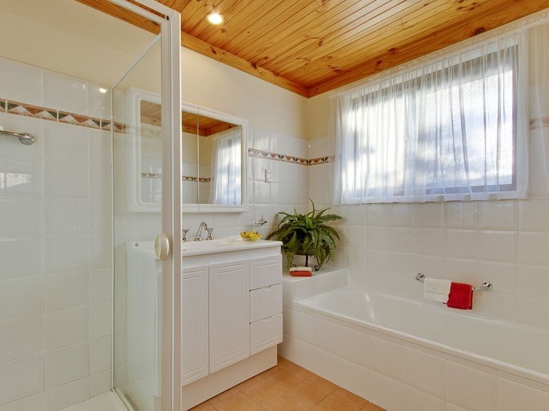 28 Coromandel Close, Baulkham Hills NSW 2153
