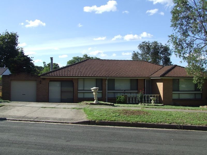19 Molyneaux Avenue, Kings Langley NSW 2147