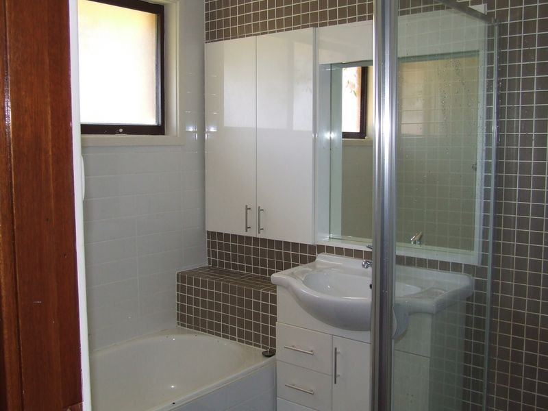 19 Molyneaux Avenue, Kings Langley NSW 2147