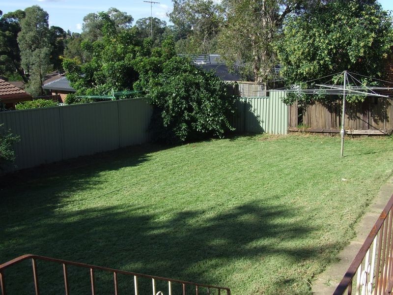 19 Molyneaux Avenue, Kings Langley NSW 2147
