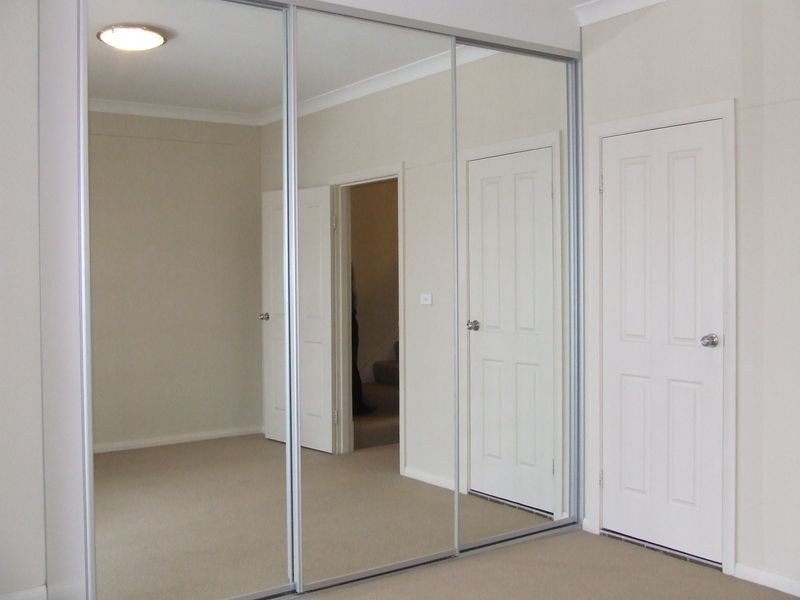 2/9-13 Balmoral Road, Northmead NSW 2152