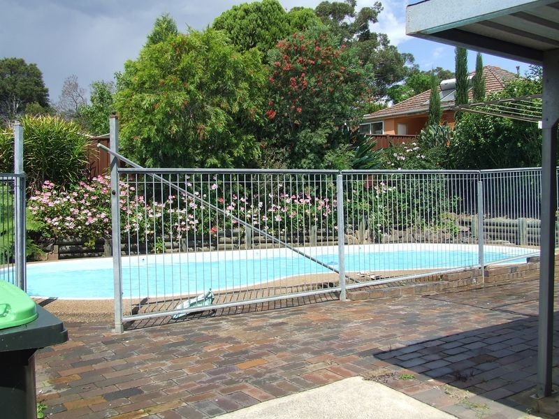 11 Gregory Avenue, Baulkham Hills NSW 2153