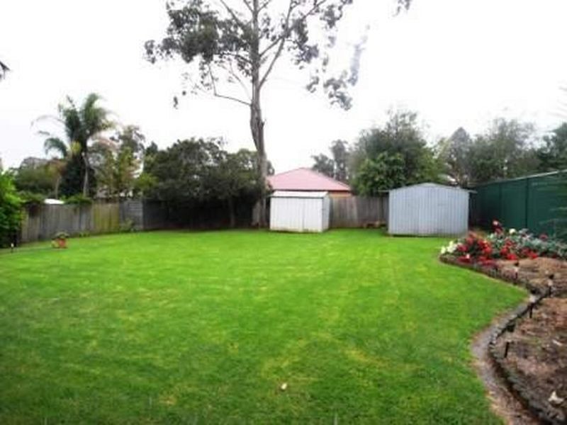 16 Louise Avenue, Baulkham Hills NSW 2153