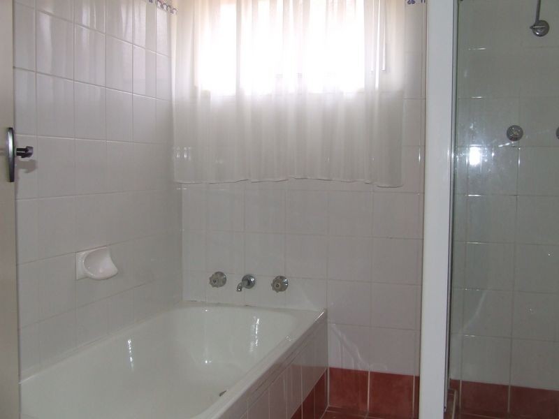 28 Monaro Street, Seven Hills NSW 2147