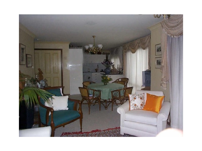 11B Burton Avenue, Northmead NSW 2152